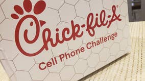 Cell phone challenge: Put down the phone, get free ice cream