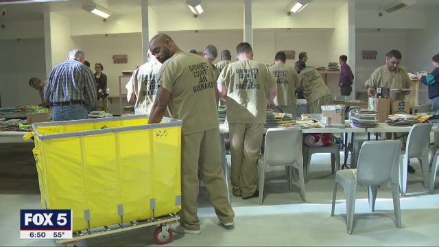Gwinnett County inmates helping children to read