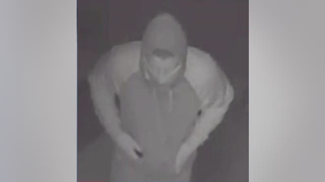 Athens police search for serial business burglars