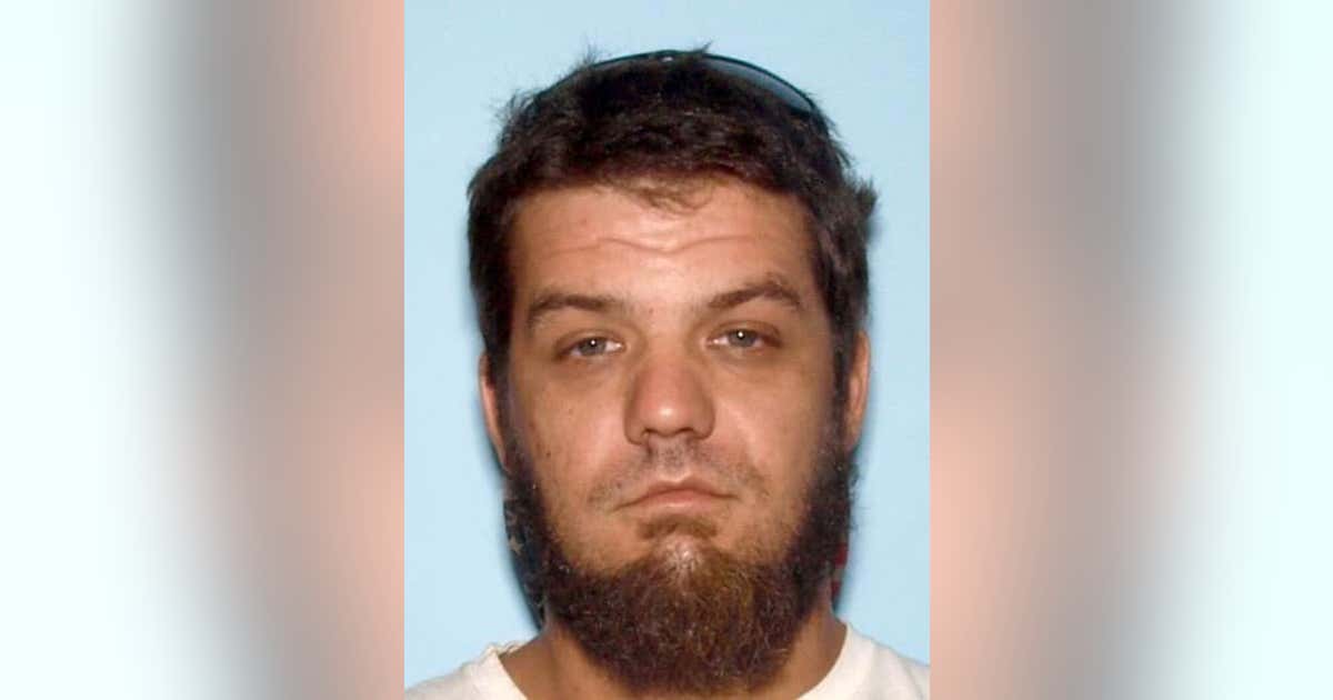 Georgia deputies searching for wanted child molestation suspect | FOX 5 ...