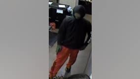 McDonough police looking for armed robbery suspect with purple gun