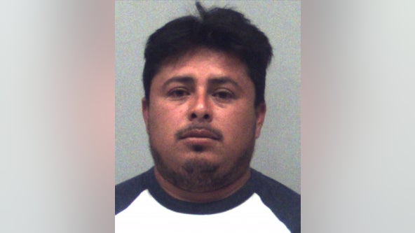 Norcross man sentenced to prison for molesting preteen girl