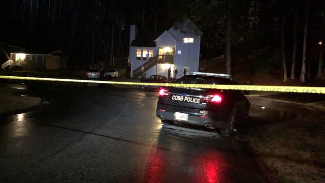 Police exchange fire with armed man in Mableton