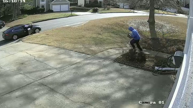 Georgia lawmaker wants to make porch piracy a felony