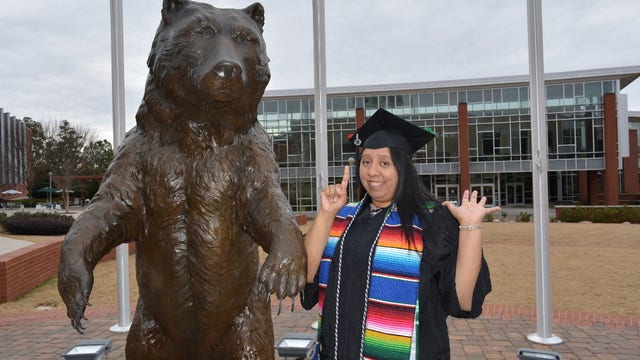 MS diagnosis at 20 complicates college for one Georgia student