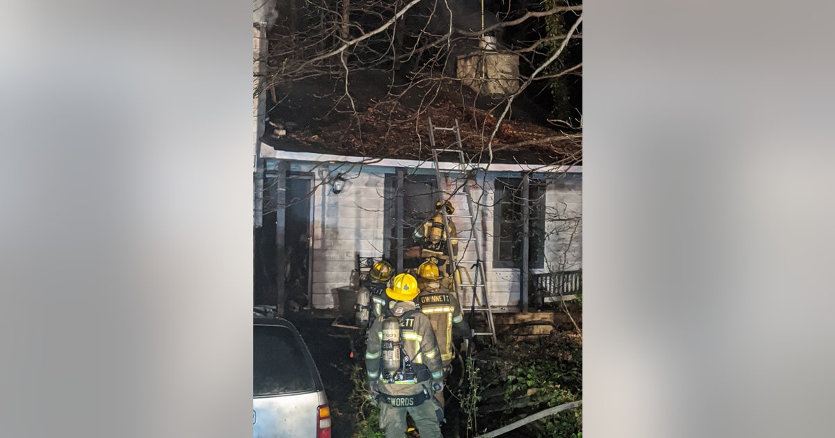Family displaced after fire destroys Gwinnett County home | FOX 5 Atlanta