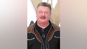 Country star Joe Diffie dead from coronavirus complications at age 61