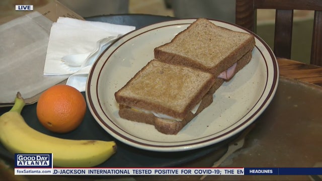 Palmetto restaurant finds ways to support families during COVID-19 outbreak