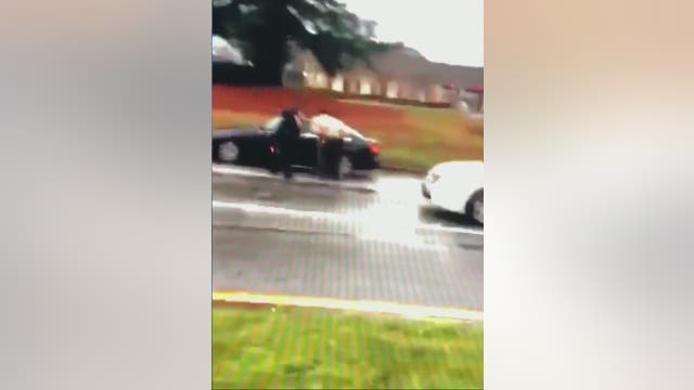 Man charged after filming Coweta County deputies while in the middle of the street