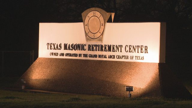 Arlington senior citizen becomes first coronavirus-related death in North Texas