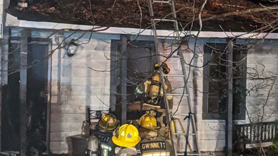 Family Displaced After Fire Destroys Gwinnett County Home | FOX 5 Atlanta