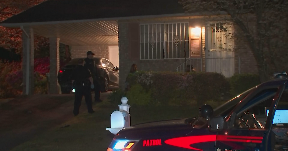 Teen fight leads to woman being stabbed in northwest Atlanta | FOX 5 ...