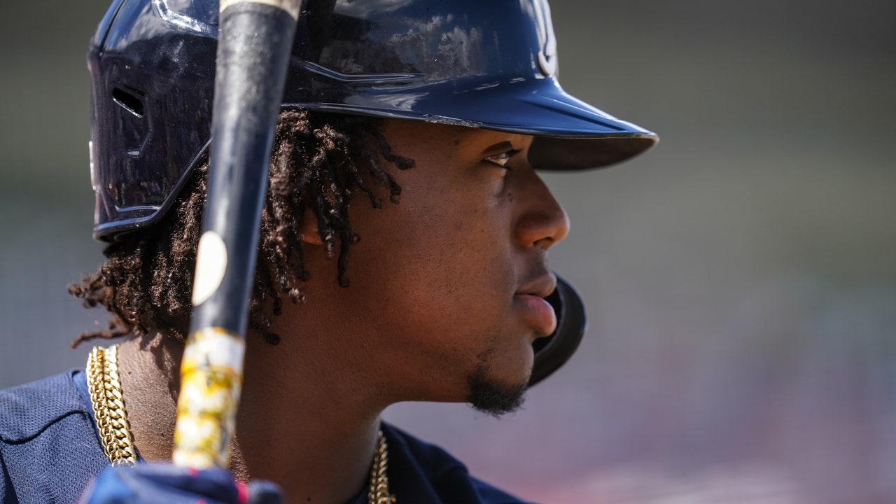 Braves' Ronald Acuna Jr. plans to play in Venezuelan Winter League if  season is canceled, shortened: report