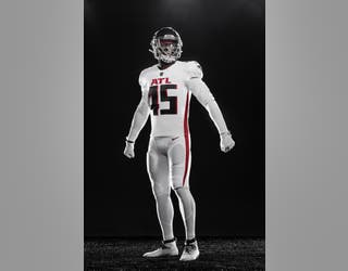 Falcons Go Back To Black Pay Homage To Team S History And Atlanta