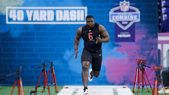 Falcons pick Auburn defensive lineman Davidson in second round