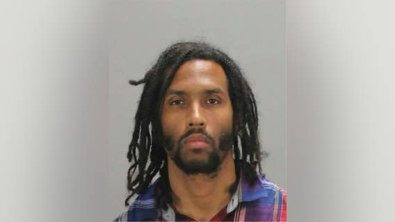 Sheriff: Suspected child molester tried jump out window to escape deputies