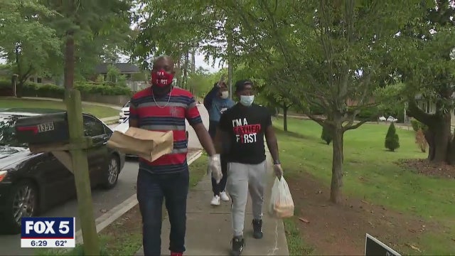 Atlanta rapper helps fathers reach out to single mothers in need