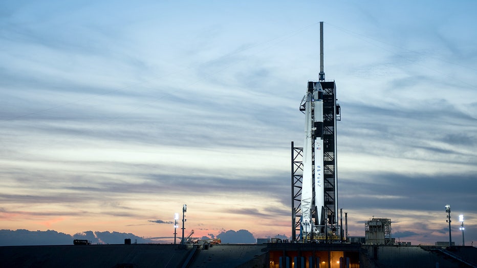 demo-1_falcon9_vertical_022819.jpg