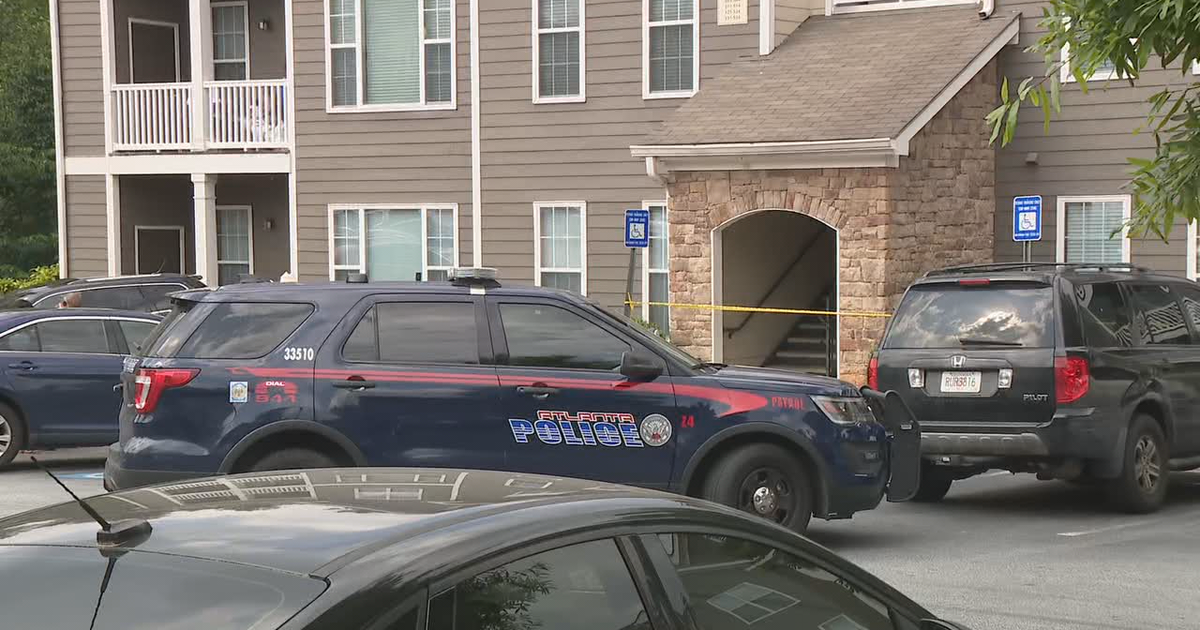 Police: Man found shot to death inside southwest Atlanta apartment ...