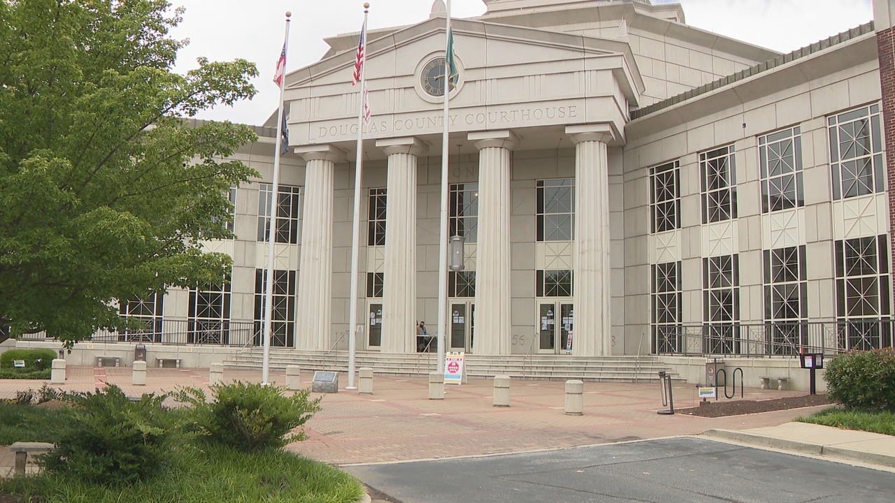 Judge order policies changes as Douglas County courthouse reopens to public