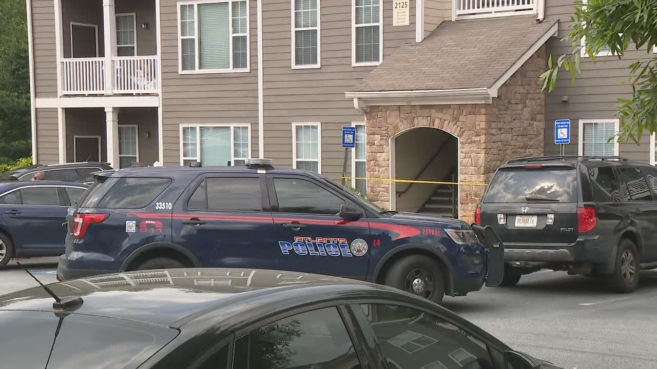 Police: Man Found Shot To Death Inside Southwest Atlanta Apartment ...