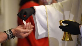 Pandemic will alter Communion rituals for many US Christians