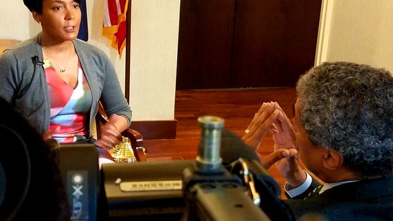 Atlanta mayor: Gov. Kemp rejects idea of requiring masks be worn in some cases in public