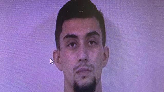 Sheriff: Georgia inmate on the run after escaping work duty