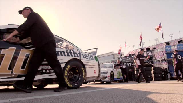 NASCAR comes roaring back, naming health care heroes as Grand Marshals for May 17 race