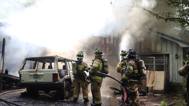 Cause of fire that left 2 homeless in Hall County under investigation