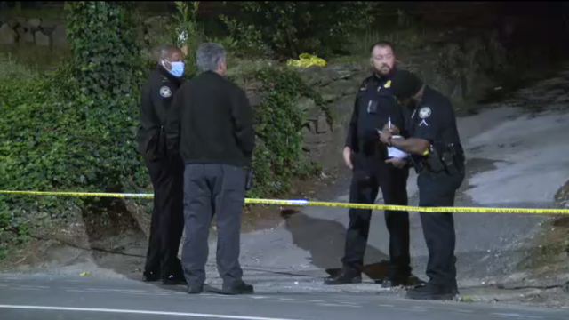 Man shot during southwest Atlanta home invasion