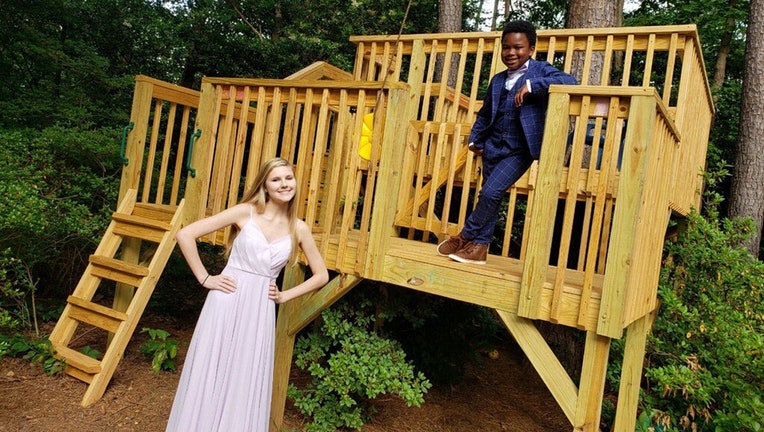 kid-throws-prom.jpg