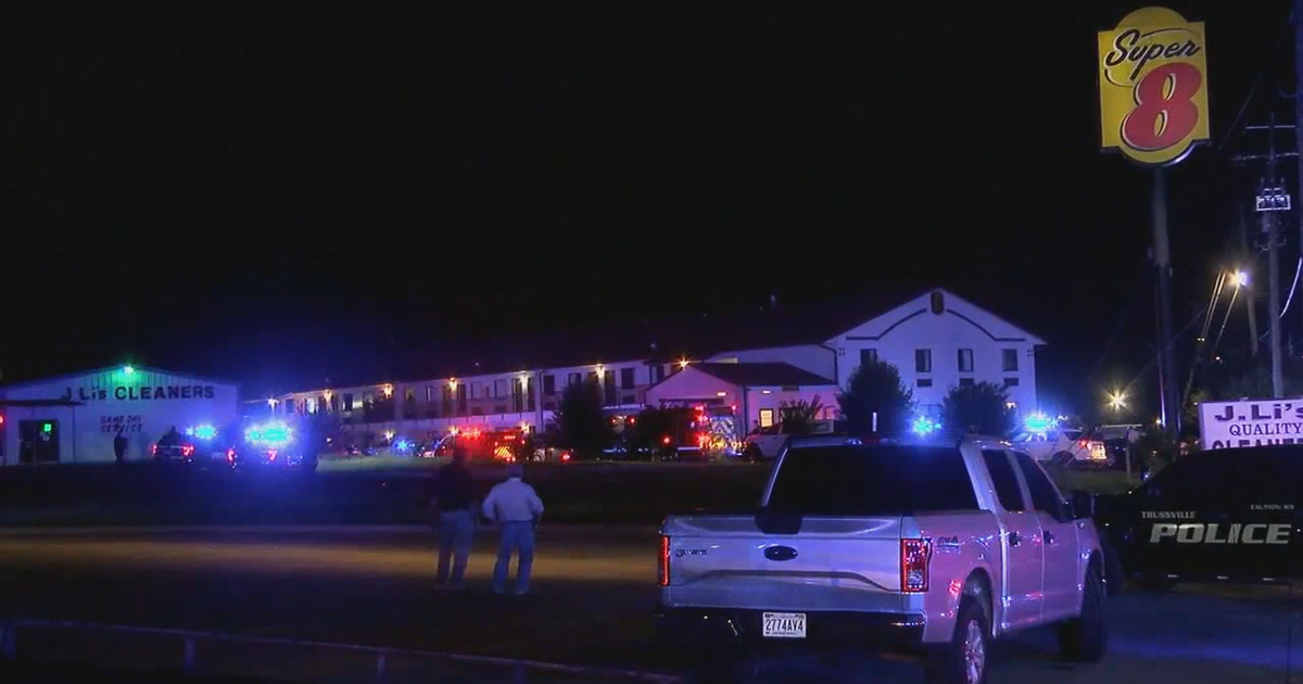 Police officer fatally shot at Alabama motel; 2 in custody | FOX 5 Atlanta
