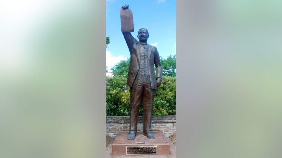 Juneteenth-Statue.jpg