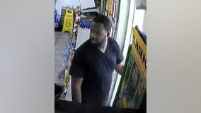 Atlanta police search for convenience store robbery suspects