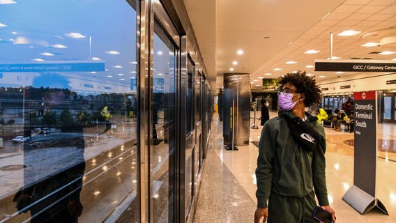 COVID-19 concerns cause continuing air travel woes at Atlanta airport
