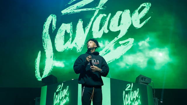 Rapper 21 Savage donates laptops to DeKalb County students