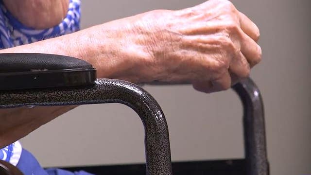 Group serving seniors urges Gov. Kemp to mandate masks statewide