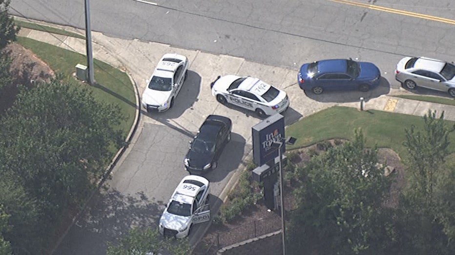 Police: Man Shot In Gwinnett County Extended Stay Hotel Parking Lot ...