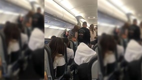 ‘Get off the plane’: Passengers scold woman refusing to wear mask on flight