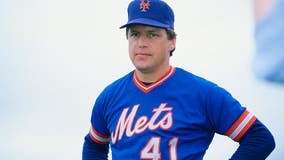 Tom Seaver, Mets Hall of Fame pitcher, dies