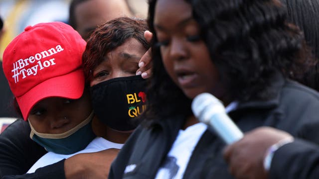 Breonna Taylor case: Family demands release of evidence