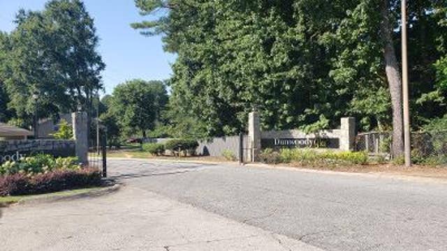 Police: Mother, daughter shot and killed in Dunwoody; gunman in custody