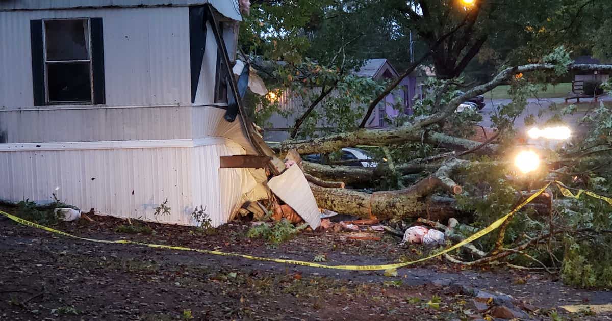 Man dies after tree falls on Cherokee County home | FOX 5 Atlanta