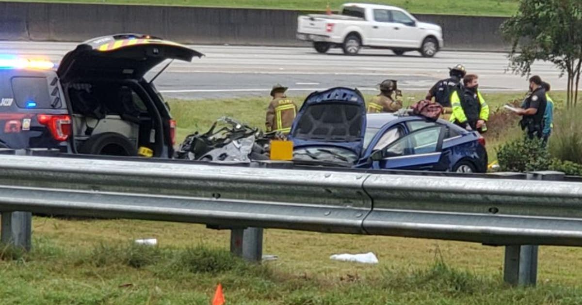 Police search for 2 who ran from deadly I-285 crash Saturday | FOX 5 ...