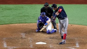 Riley HR ignites big Braves 9th in 5-1 NLCS win over Dodgers