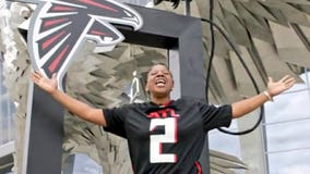 Falcons to honor cancer survivor during first game open to fans