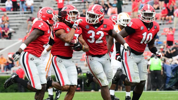 AP Top 25: Alabama, Georgia ranked No. 2 and No. 3 ahead of next weekend's game