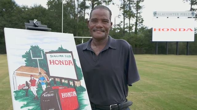 Athens artist without hands inspires national audience