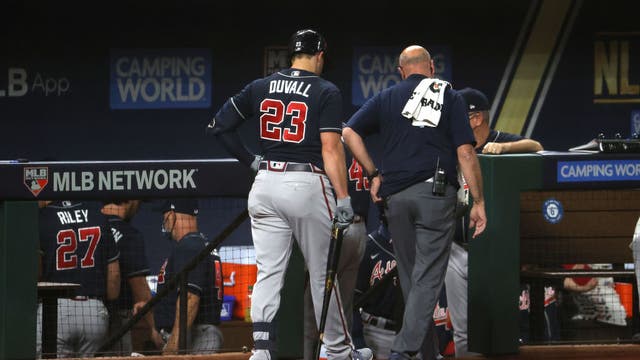 Braves’ Duvall out rest of postseason, replaced by Camargo